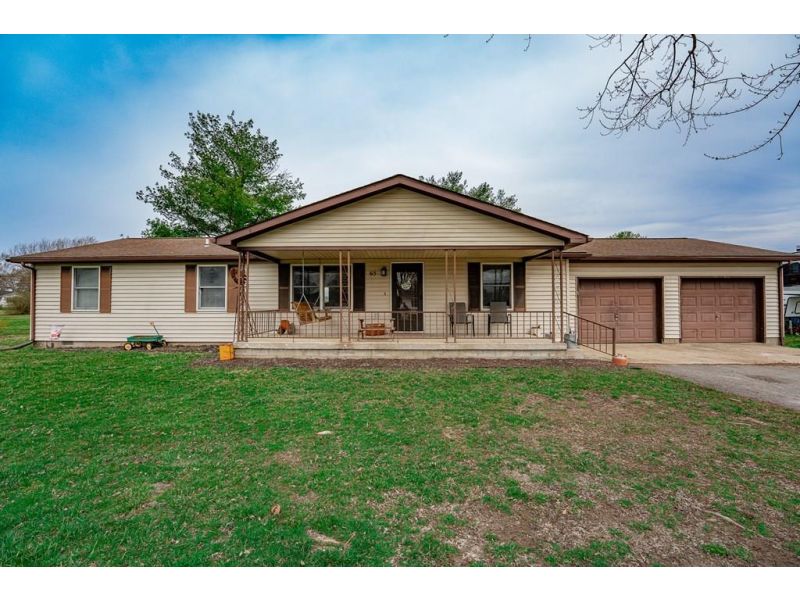 65 Eastern Ave. Frankfort OH 45628 Residential