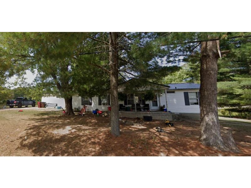 225 Elm Street Hamden OH 45634 Residential