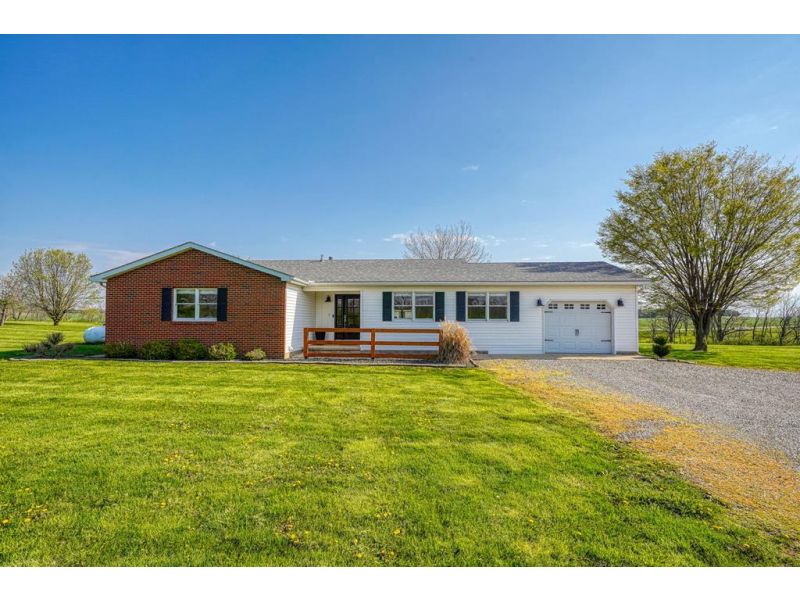 191 Austin Road Washington Court House OH 43160 Residential