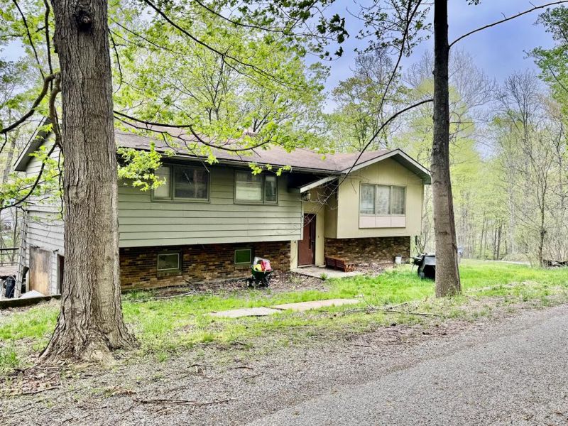 41 Moore Road Waverly OH 45690 Residential