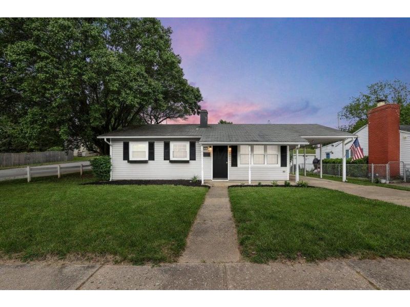 404 Stella Ave Circleville OH 43113 Residential