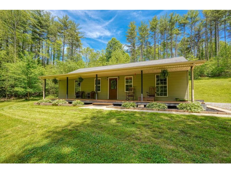 32508 State Route 683 McArthur OH 45651 Residential