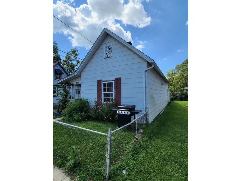 86 N Watt Street Chillicothe OH 45601 Residential - Main Photo