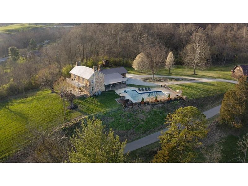 213 S Benner Hill Road Bainbridge OH 45612 Residential - Main Photo