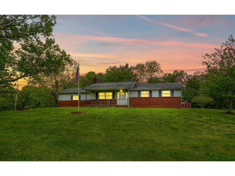 627 Russ Road Jackson OH 45640 Residential - Main Photo