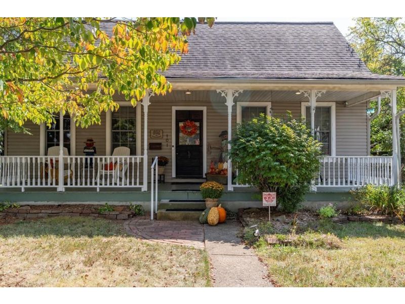 101 Fourth St. Waverly OH 45690 Residential - Main Photo