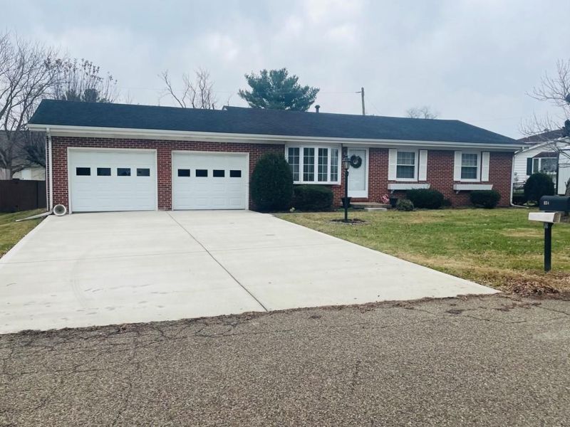 124 Columbia Drive Waverly OH 45690 Residential