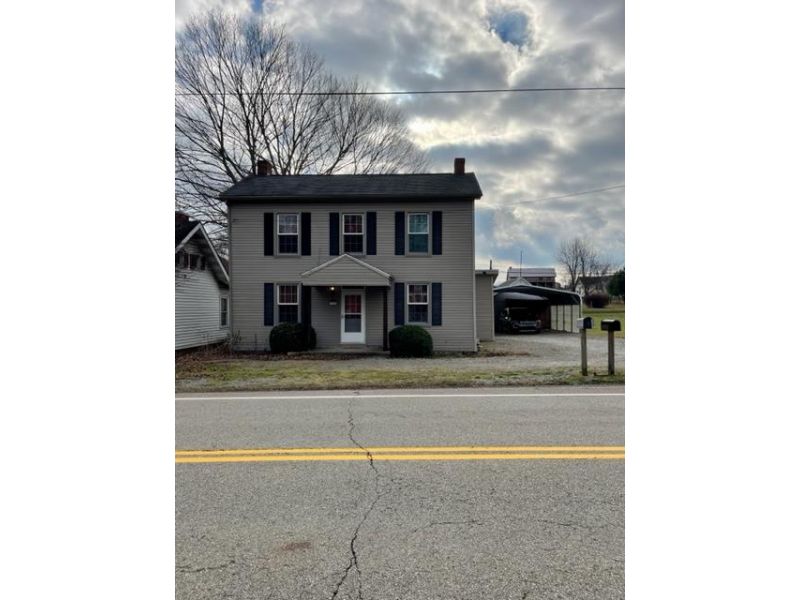 7202 St. Rt. 180 Hallsville OH 45644 Residential