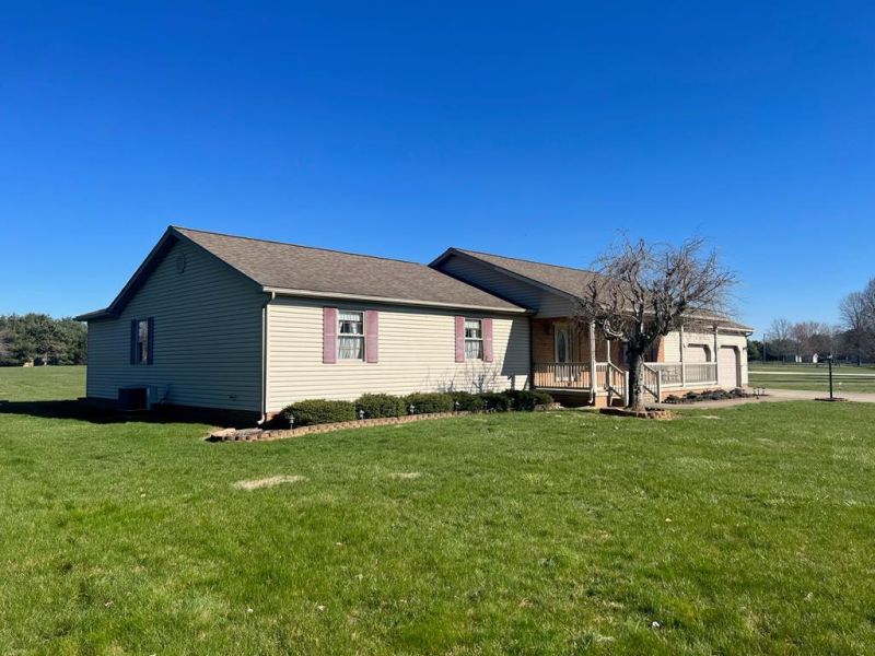 16945 U. S. Rt. 50, W. Chillicothe OH 45640 Residential - Main Photo