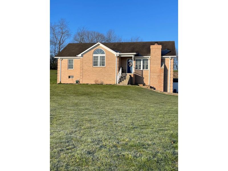170 Pin Oak Drive Chillicothe OH 45601 Residential