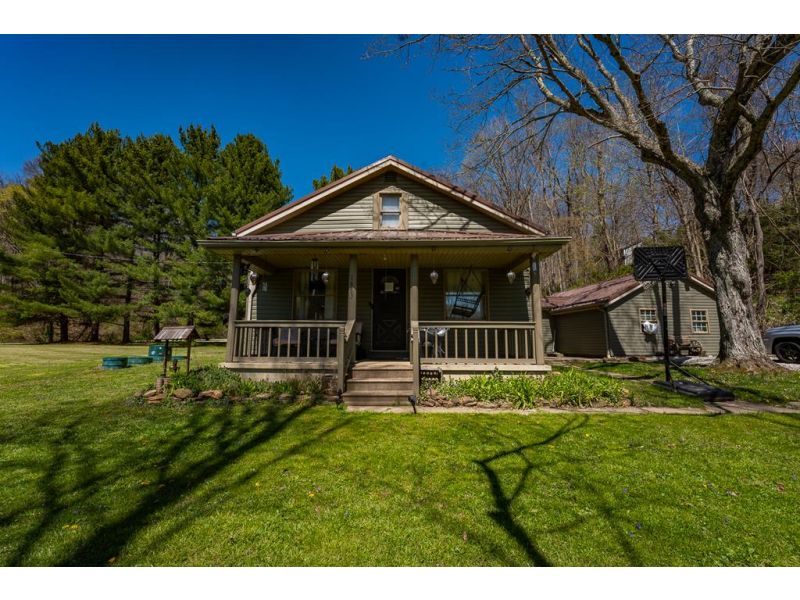 1683 Lick Run Chillicothe OH 45601 Residential - Main Photo