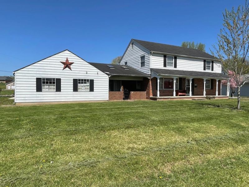 543 Second St. Waverly OH 45690 Residential