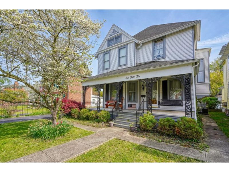 152 W 5TH ST Chillicothe OH 45601 Residential