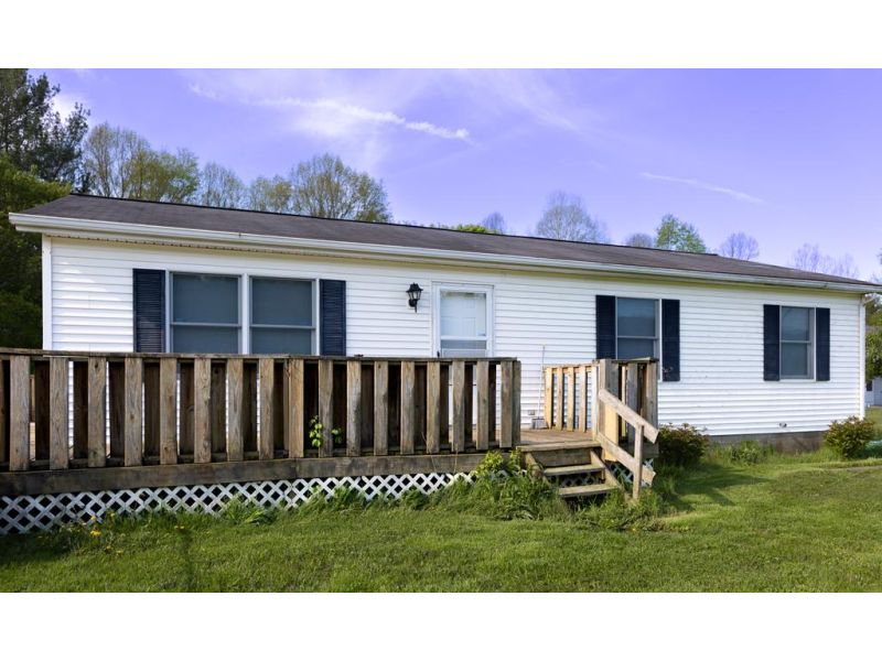 69642 US Highway 50 E McArthur OH 45651 Residential - Main Photo