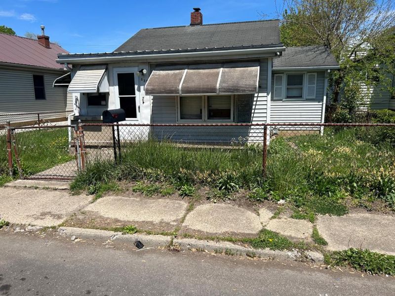 835 Washington Chillicothe OH 45601 Residential