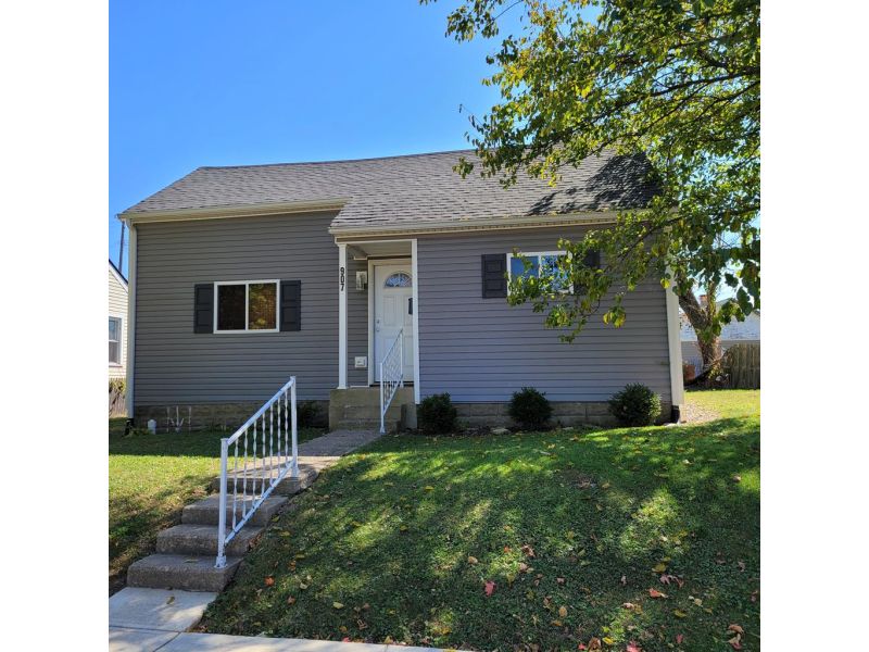 907 E Paint Washington Court House OH 43160 Residential - Main Photo