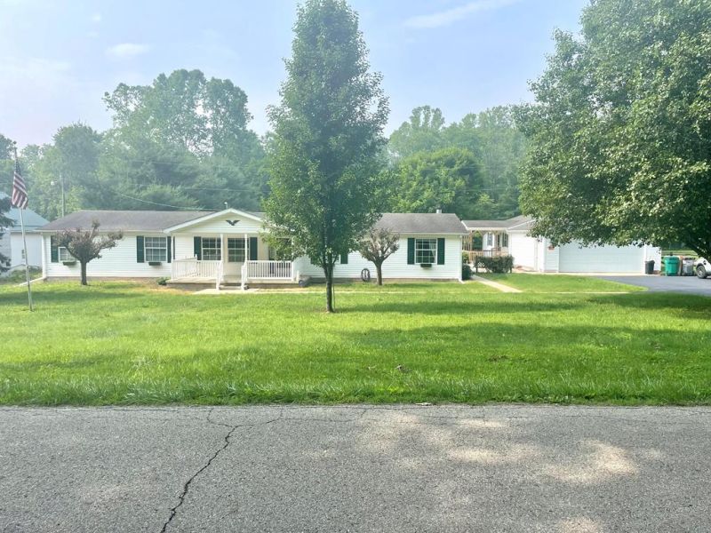 2392 Owl Creek Road Frankfort OH 45628 Residential