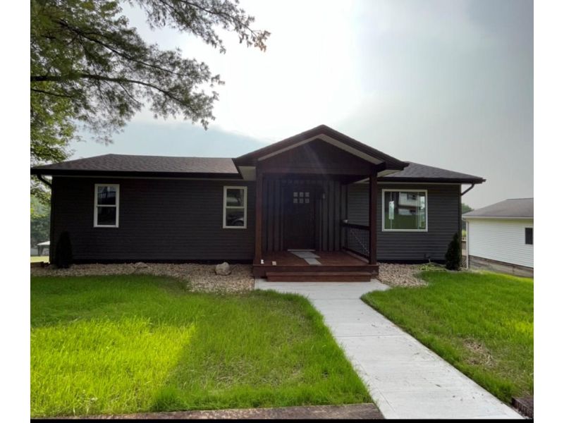 109 Rosemont Ave. McArthur OH 45651 Residential - Main Photo