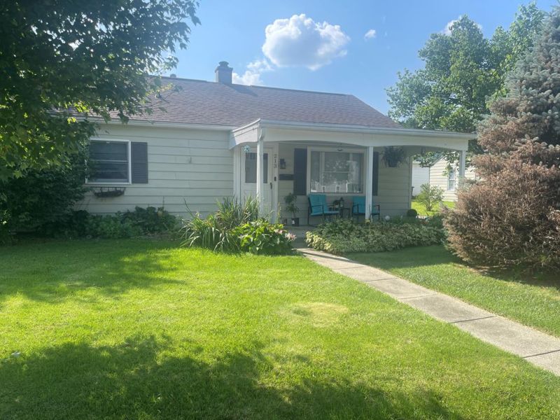 213 Oak Street Lancaster OH 43130 Residential - Main Photo