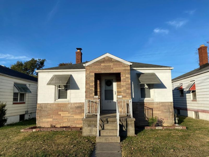 158 S Sugar Chillicothe OH 45601 Residential - Main Photo