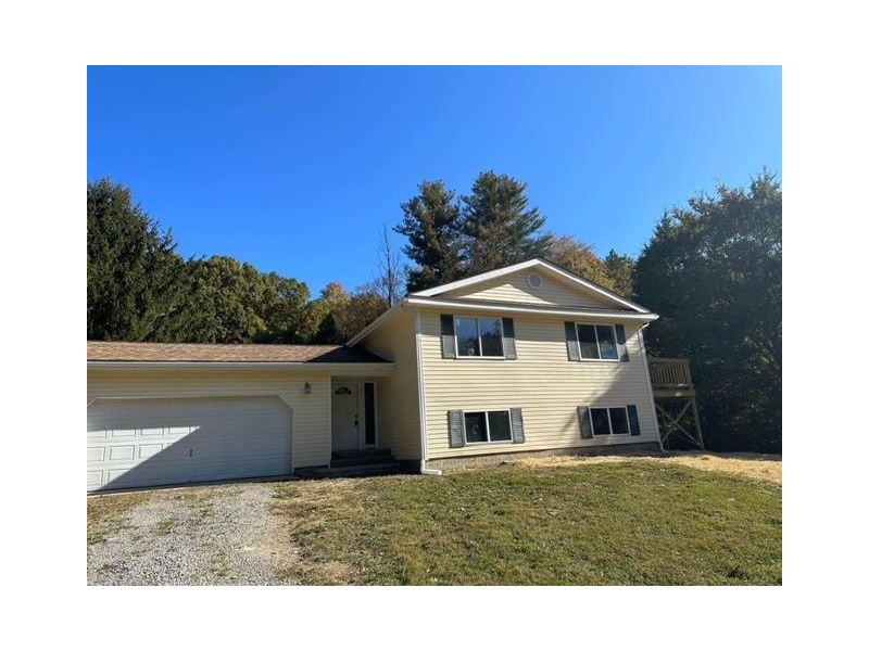 1255 Sugar Tree Road Chillicothe OH 45601 Residential