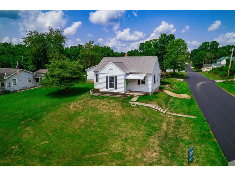 12 E Vine Street Jackson OH 45640 Residential - Main Photo