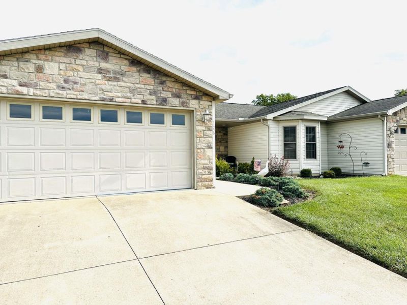 126 Stoneridge Court Chillicothe OH 45601 Residential