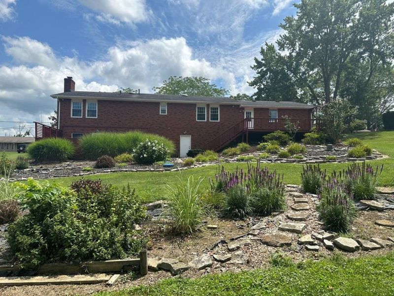 161 Crestwood Waverly OH 45690 Residential - Main Photo