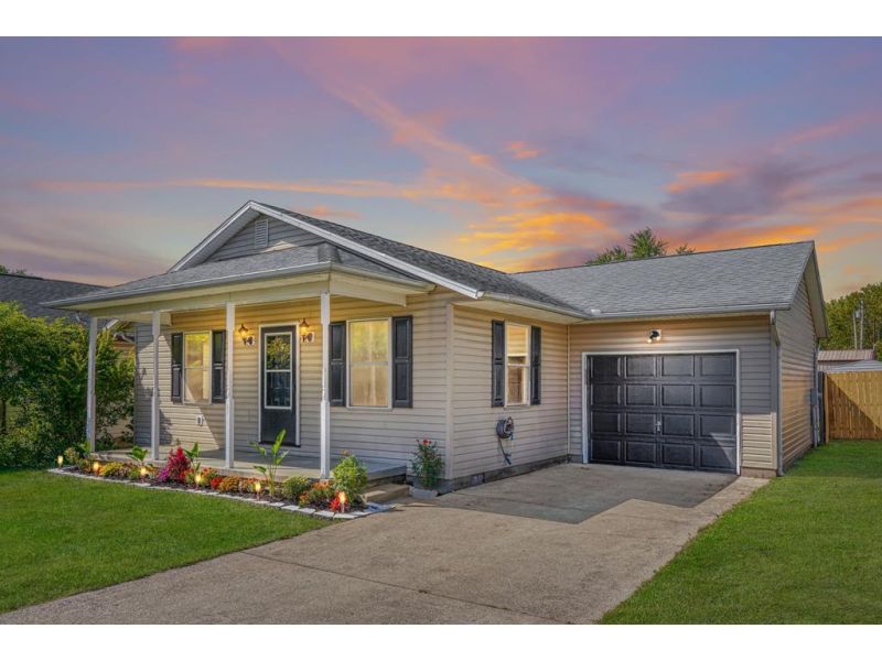 840 Blackstone Street Washington Court House OH 43160 Residential