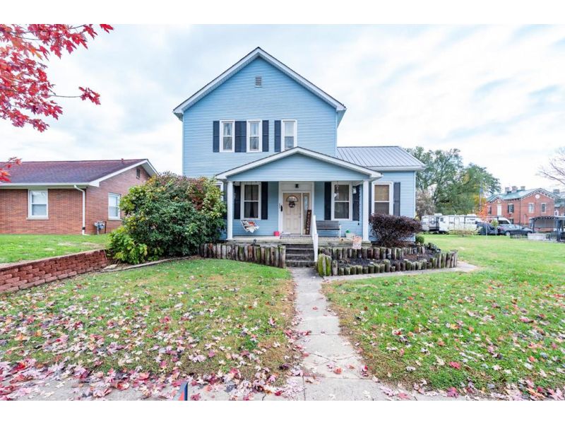 404 1ST AVE Waverly OH 45690 Residential - Main Photo