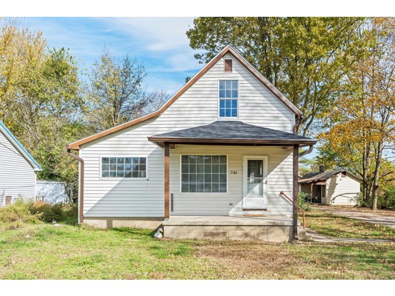 1142 Cooks Hill Chillicothe OH 45601 Residential