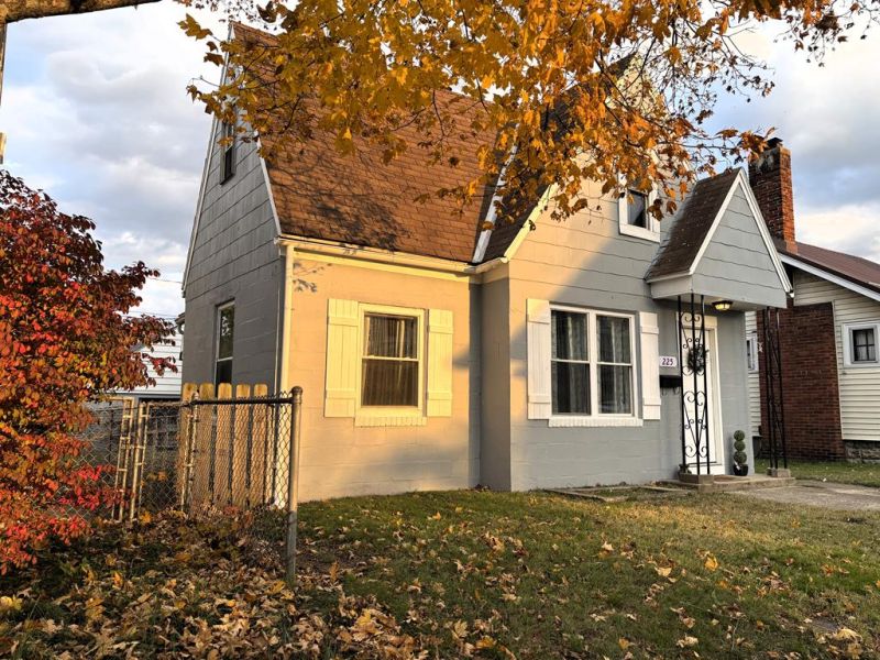 225 N Sugar Street Chillicothe OH 45601 Residential - Main Photo