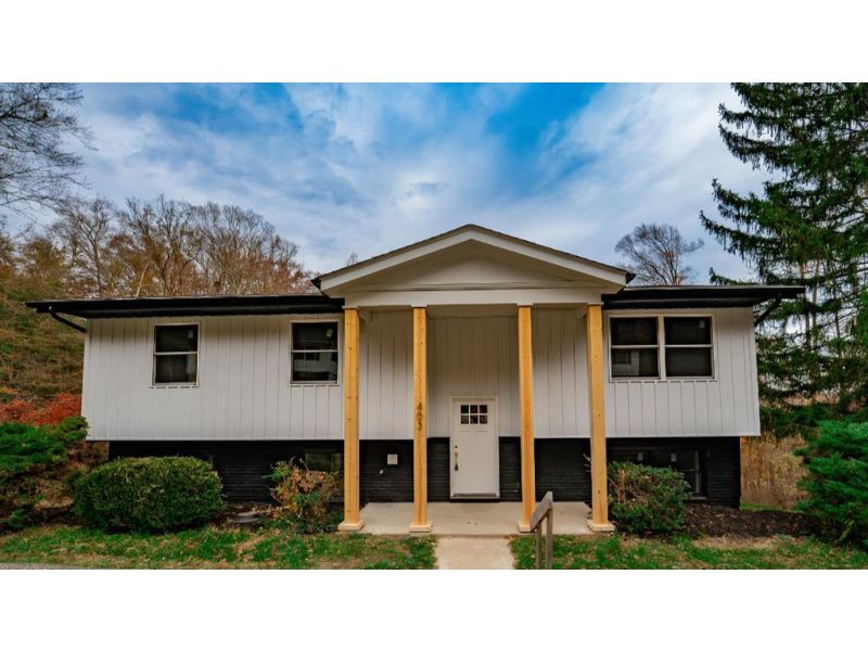 403 Virginia Lane Waverly OH 45690 Residential - Main Photo