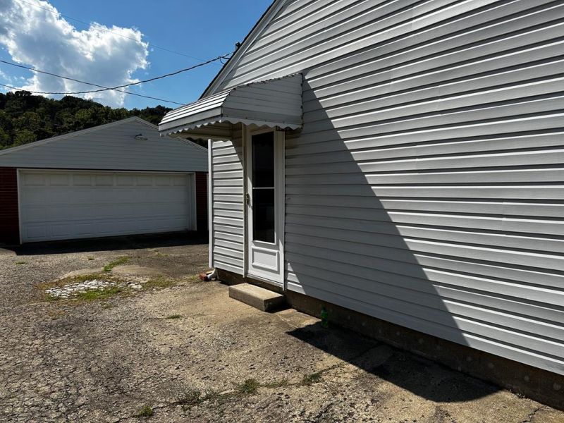 858 Orange Street Chillicothe OH 45601 Residential